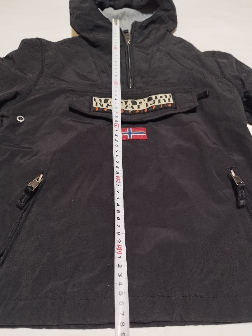 希少レア　NAPAPIJRI　ナパピリ　ウインドジャケット　黒　140 フリース