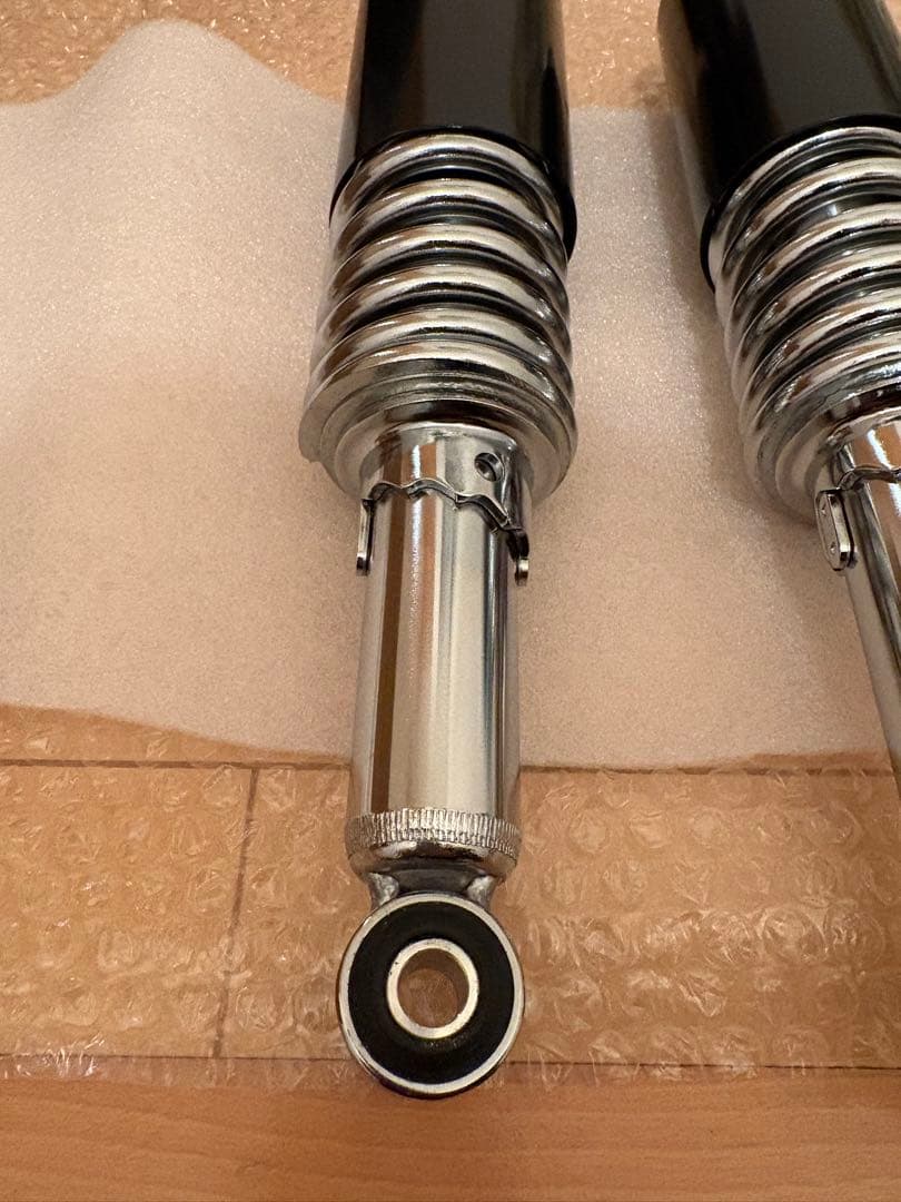 2%erハーフカバークラシカルリアショック　 W400/W650/W800用