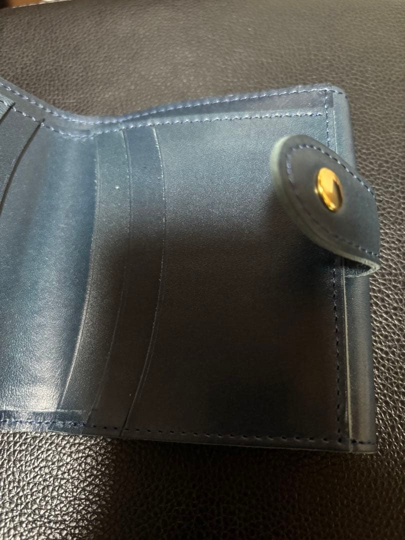 最終値下げkaoyorinakami leather wallet 財布 ブルー