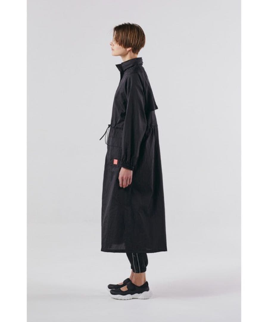 美品 NBB WEEKEND ナイロン撥水シワ加工 フルジップウインドコート