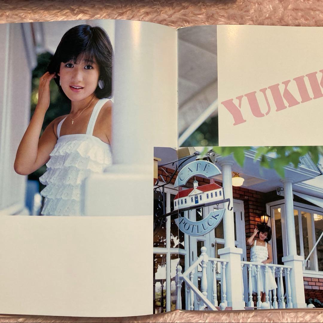 岡田有希子　GIFT 1984-1986 LIVE TOUR BOX