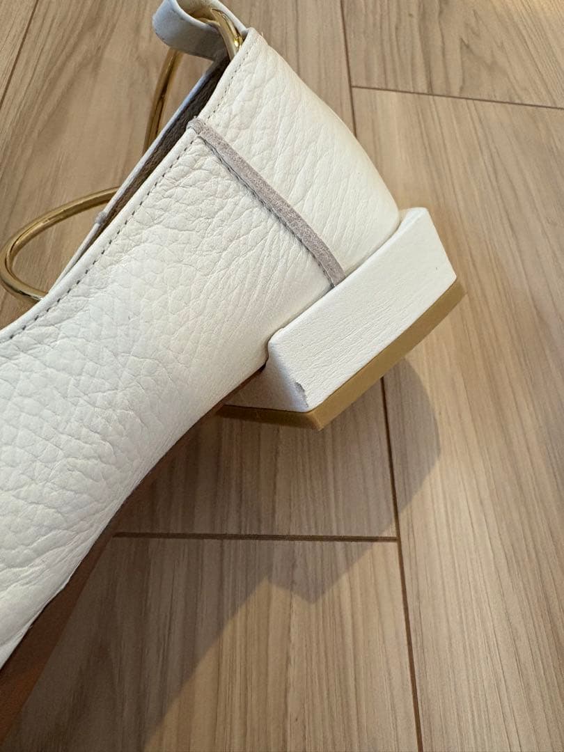 Le Talon GRISE レザーフラットシューズ