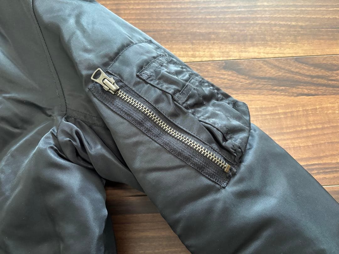 【非売品・希少】AVIREX MA-1 セブンスター 限定モデル ブラック M