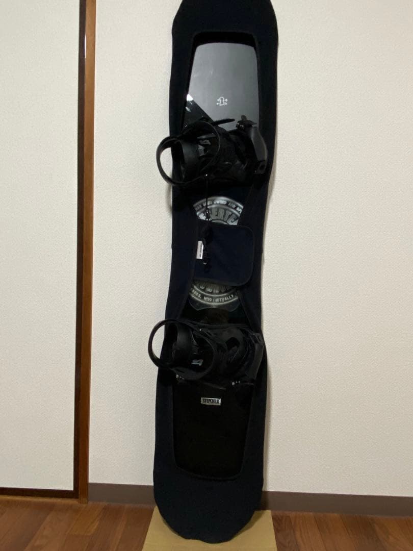 2点セットケース付 STEPCHILD スノーボード149cm ブラック/グレー