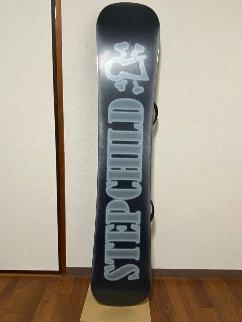 2点セットケース付 STEPCHILD スノーボード149cm ブラック/グレー