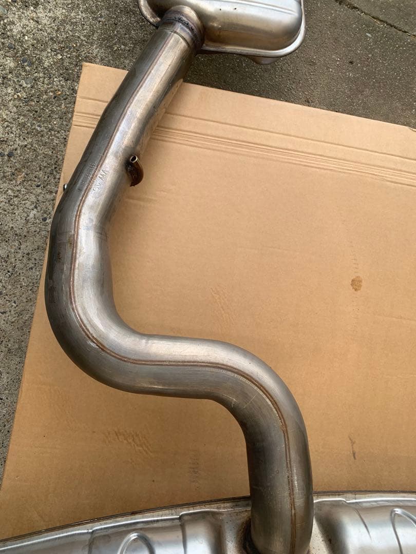 2022年式ゴルフ7.5R 純正マフラー　アクチュエーター無し