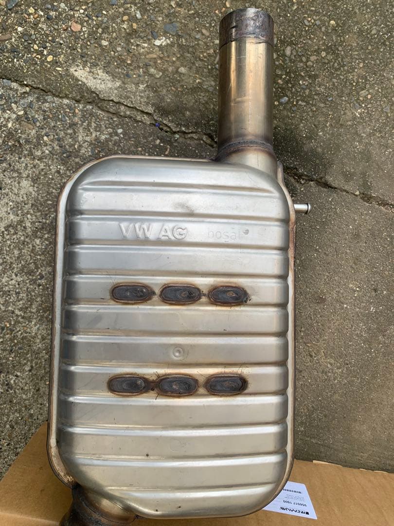 2022年式ゴルフ7.5R 純正マフラー　アクチュエーター無し