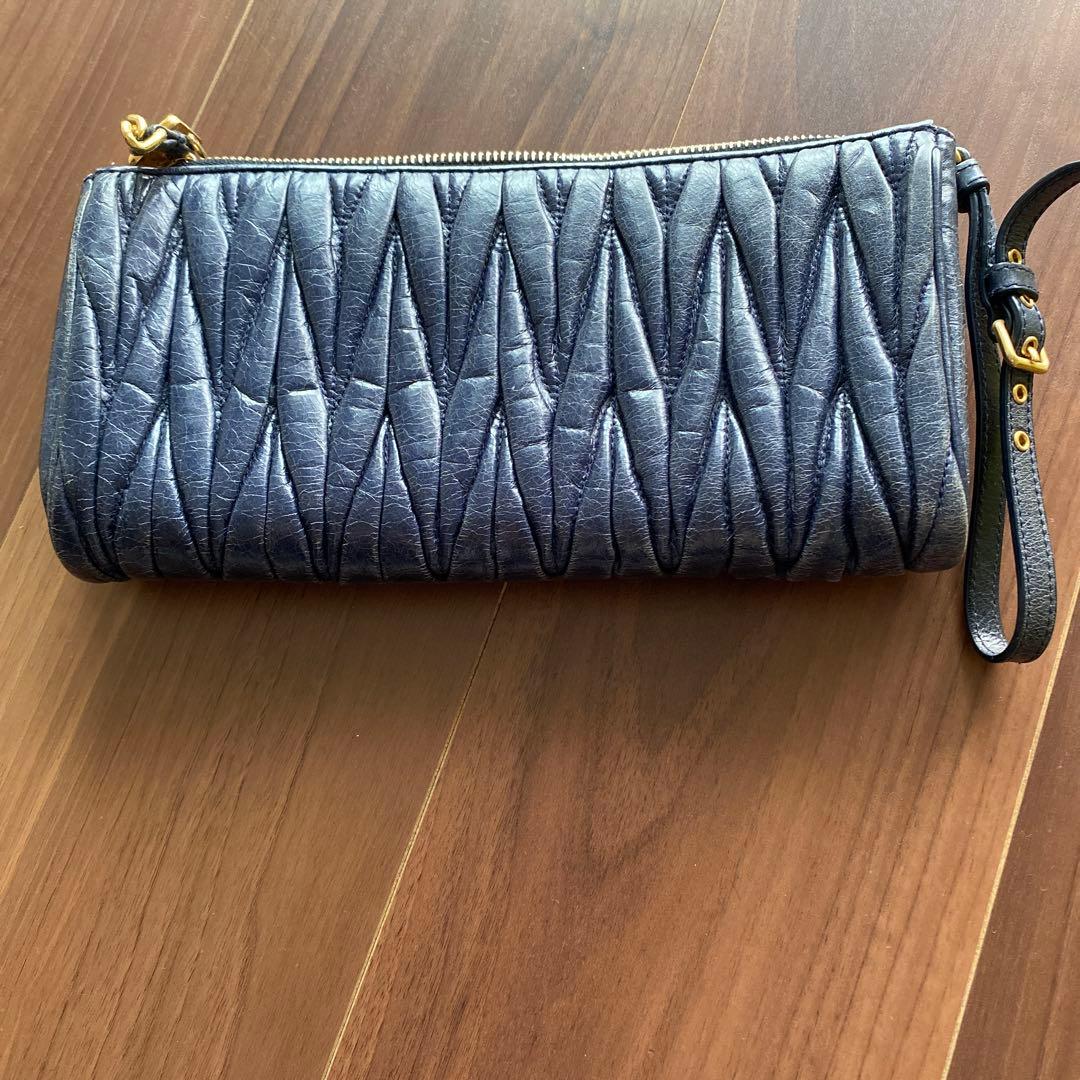 ミュウミュウ　miumiu クラッチバック