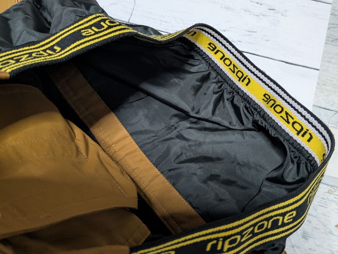 ESTIVO レディーススノーボードスノボースキーウェア　サイズM