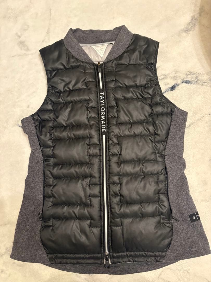 【かなり美品】ゴルフウェア レディース テーラーメイド ダウンベスト サイズM