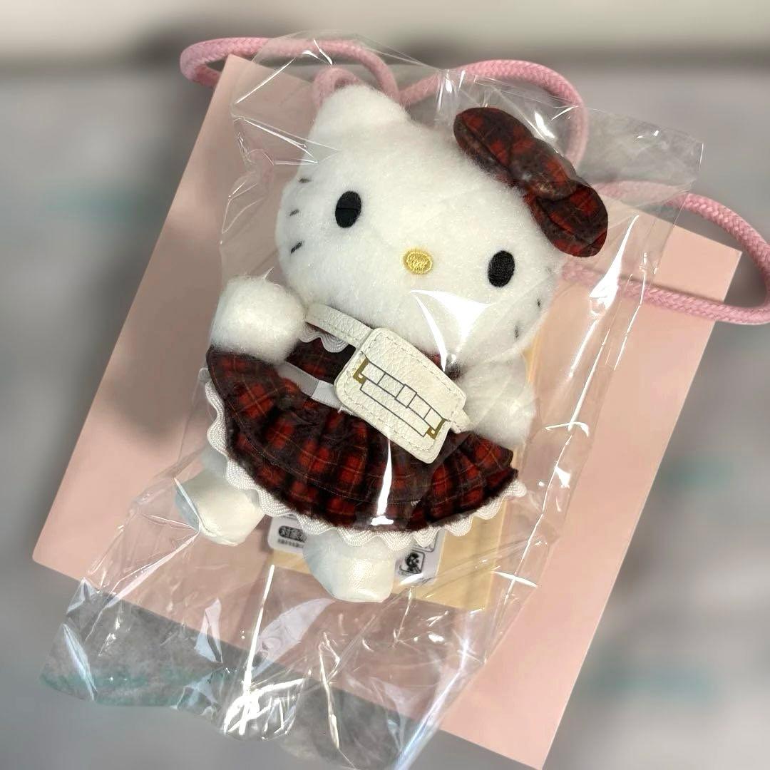 全国完売‼︎サマンサタバサ【ハローキティ】　ぬいぐるみチャーム☆レッド