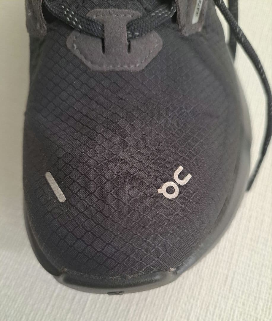 on 未使用クラウドランナー 2 ウォータープルーフ レディース24　黒　防水