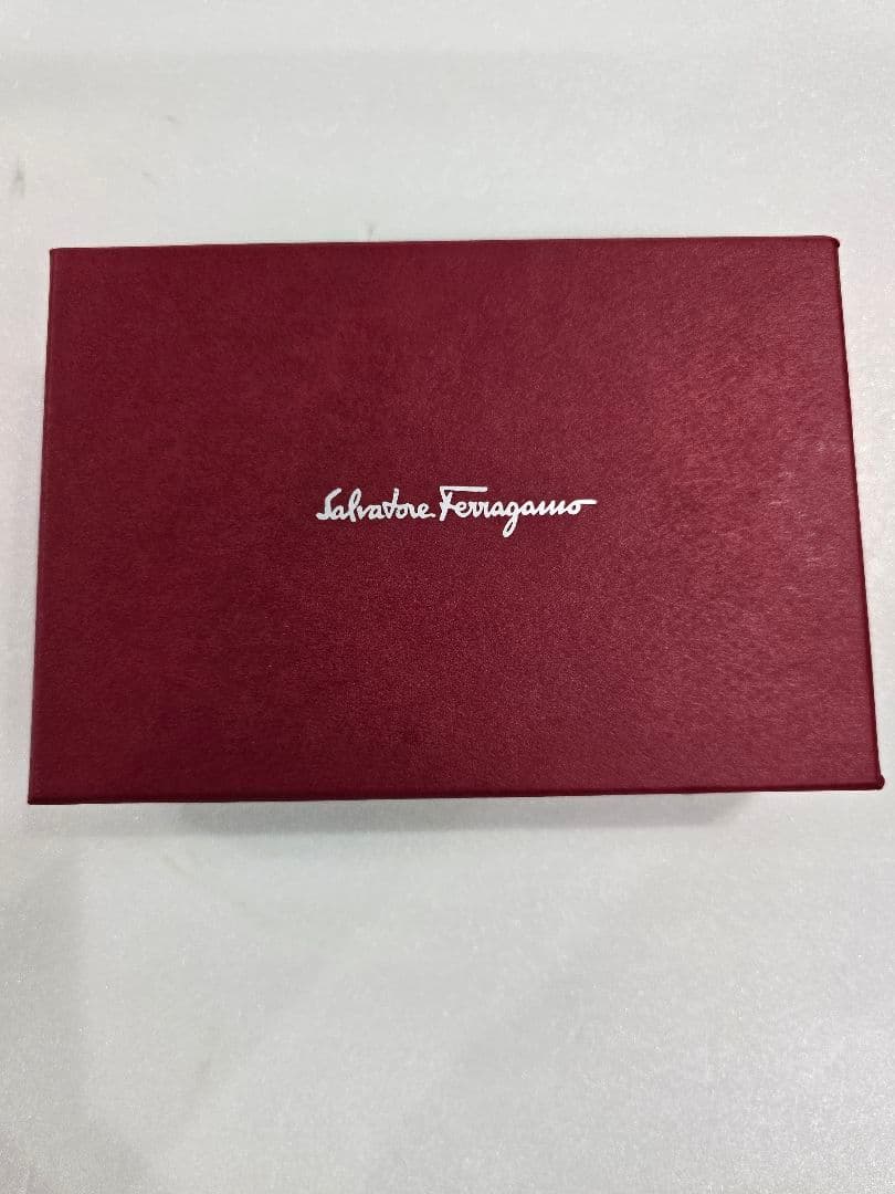 最終値下げ Ferragamo フェラガモ バレッタ ブラック 黒 MT107