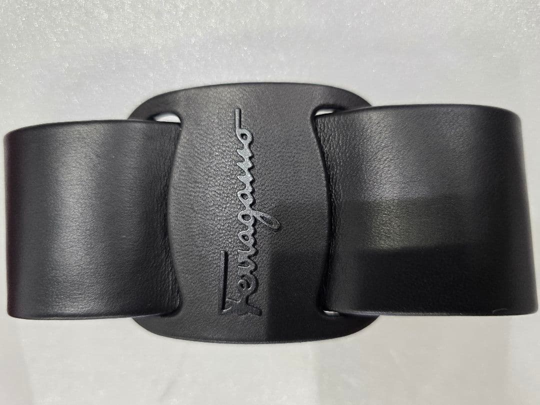 最終値下げ Ferragamo フェラガモ バレッタ ブラック 黒 MT107