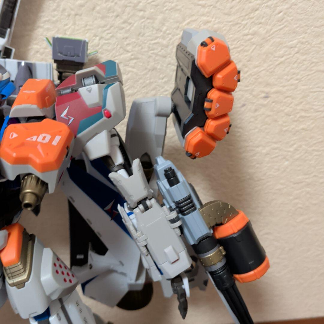 マクロスデルタ　超合金　スーパージークフリード　ジャンク