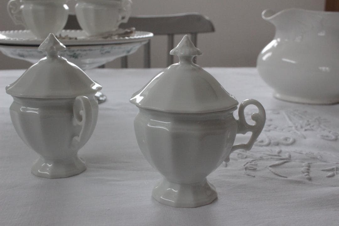 お花のクリームポット【ポ・ア・クレム】ポーセレン白磁器 /フランスアンティーク