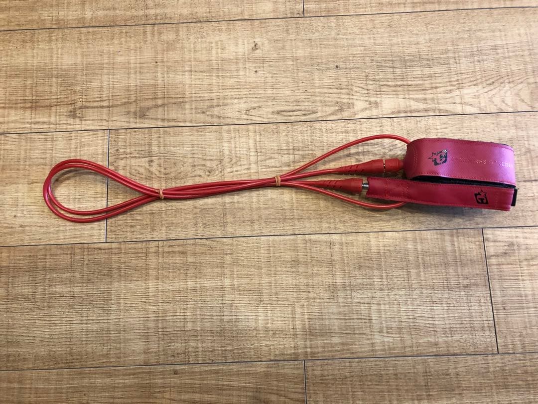 HICサーフボードBooster3 5’7(ボードケース　•リーシュコード付)