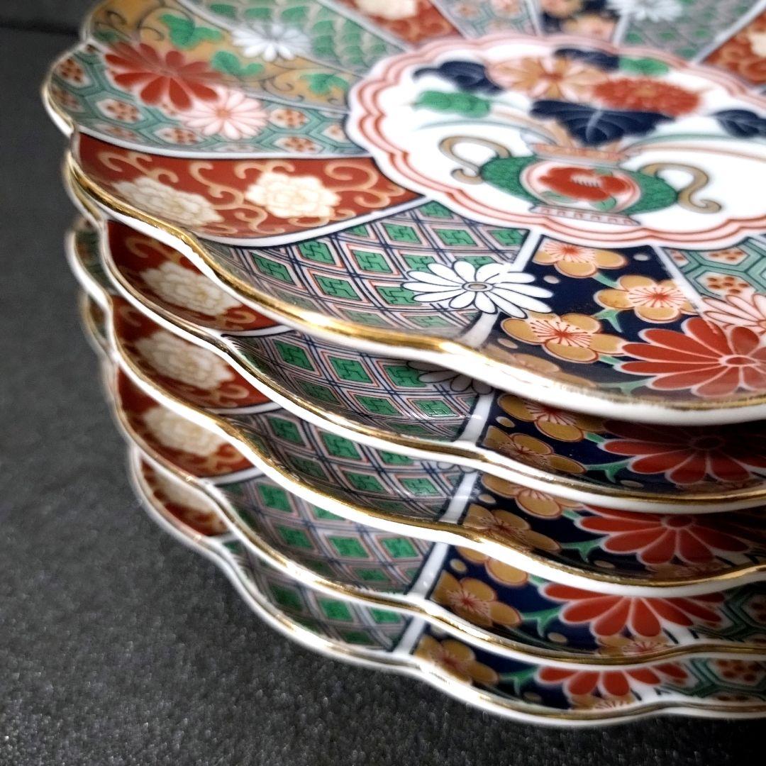 未使用品　有田焼　陶扇　銘々皿揃　中皿5枚　菊割皿　錦絵　赤絵　金彩　古伊万里