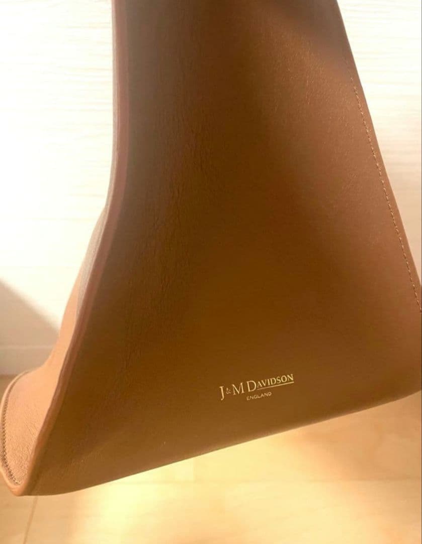 アロ　　J&M DAVIDSON クイバーバケット　キャメル　茶色