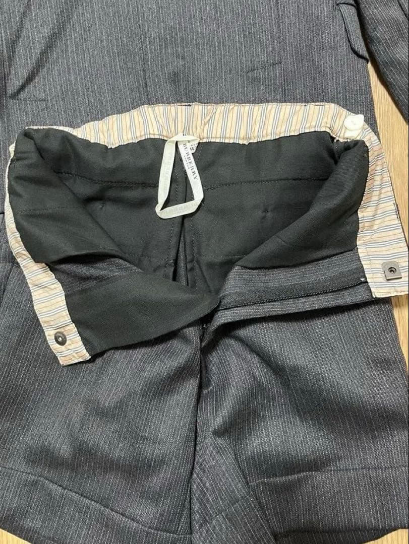 Burberry 100サイズ ストライプスーツ　上下