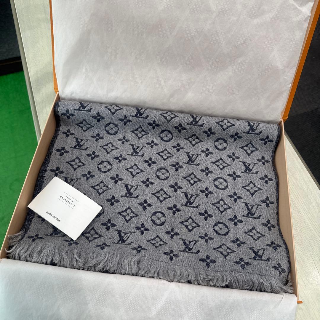 LOUIS VUITTON ウールマフラー グレー　箱付き