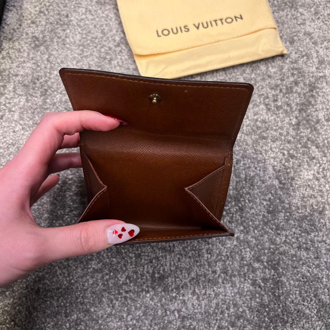 LOUIS VUITTON 三つ折り財布 保存袋付き