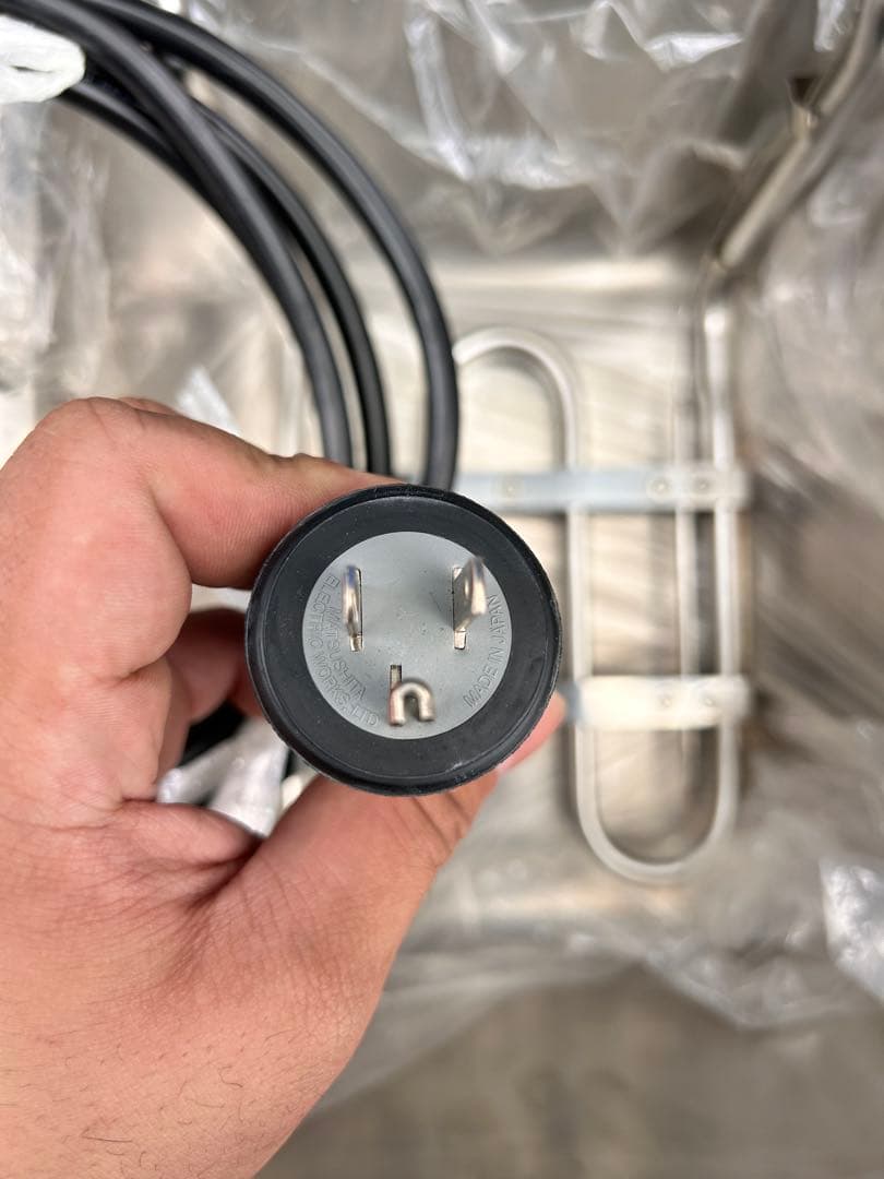 ナンクル　業務用フライヤー　 単相100V 未使用！！