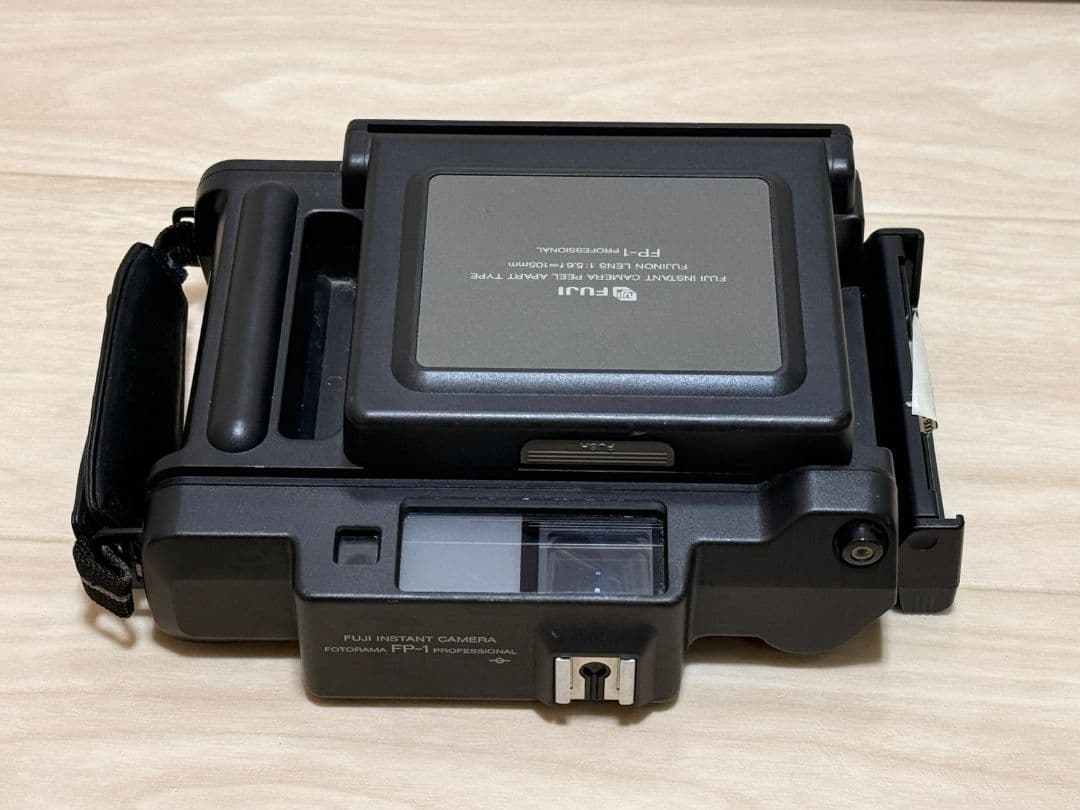 FUJI インスタントカメラ 1:5.6 f=105mm FP-1