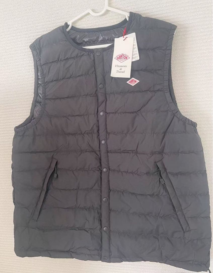 ◉新品DANTONダントン インナーダウン クルーネックベスト（BLACK）