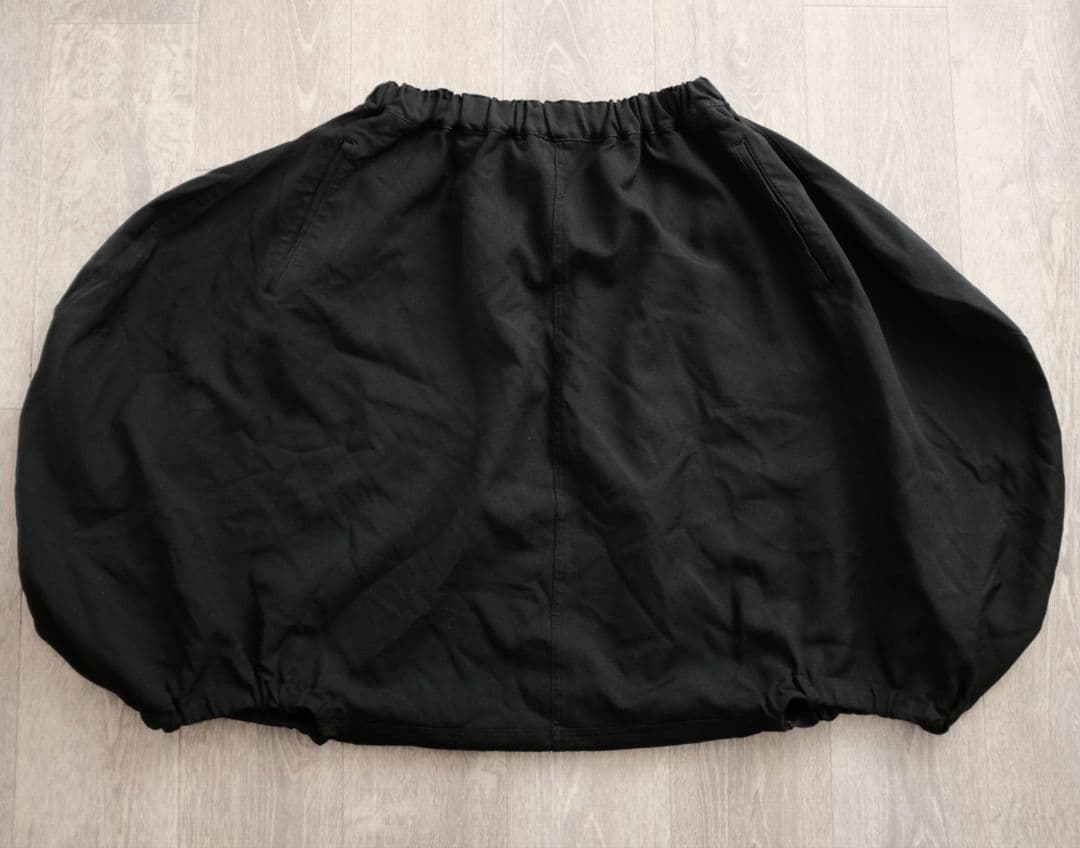 ブラックコムデギャルソン ポリ縮バルーンショーツ Sサイズ