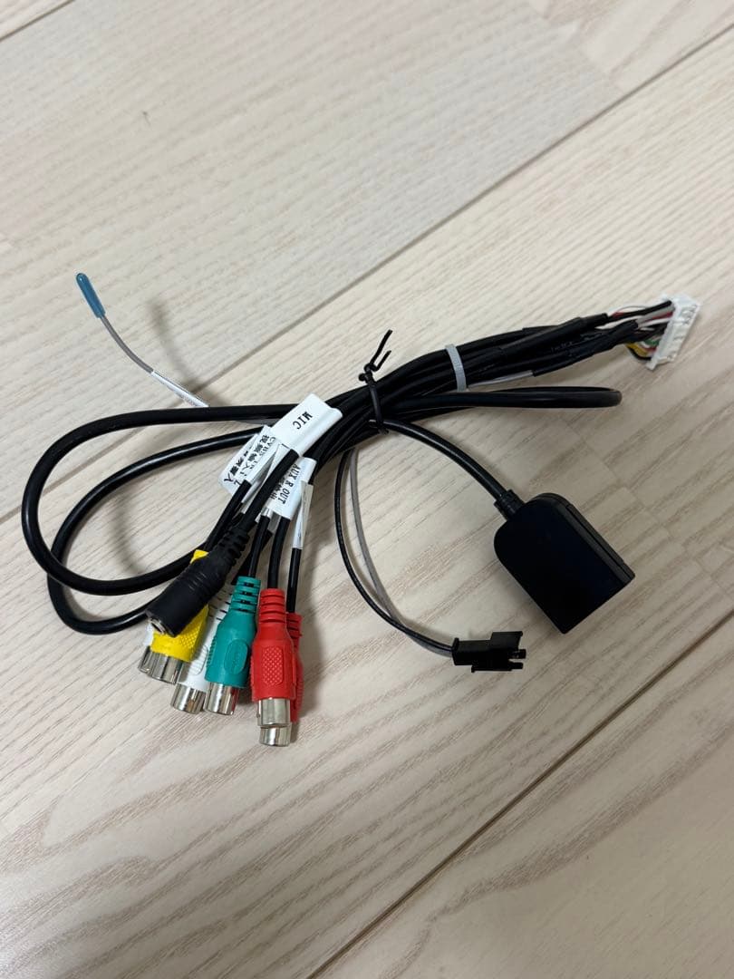 プリウス30 カーナビ6G 128G　10インチ