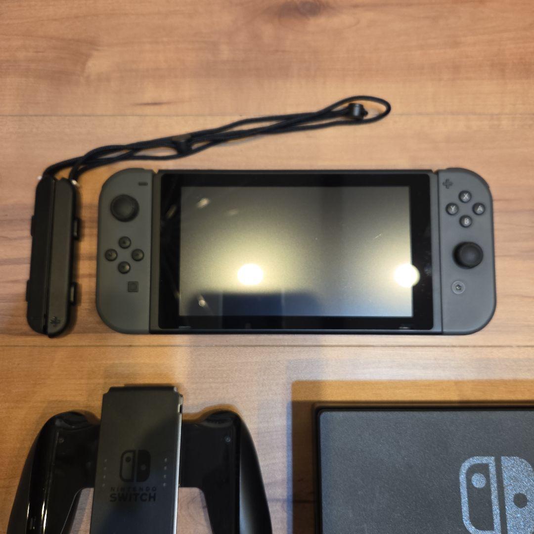 任天堂Switch スイッチ 本体 　バッテリー強化版
