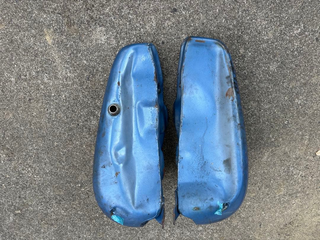 ハーレー　ショベル　5ガロン　バイクタンク 青 傷あり タンクキャップ付き