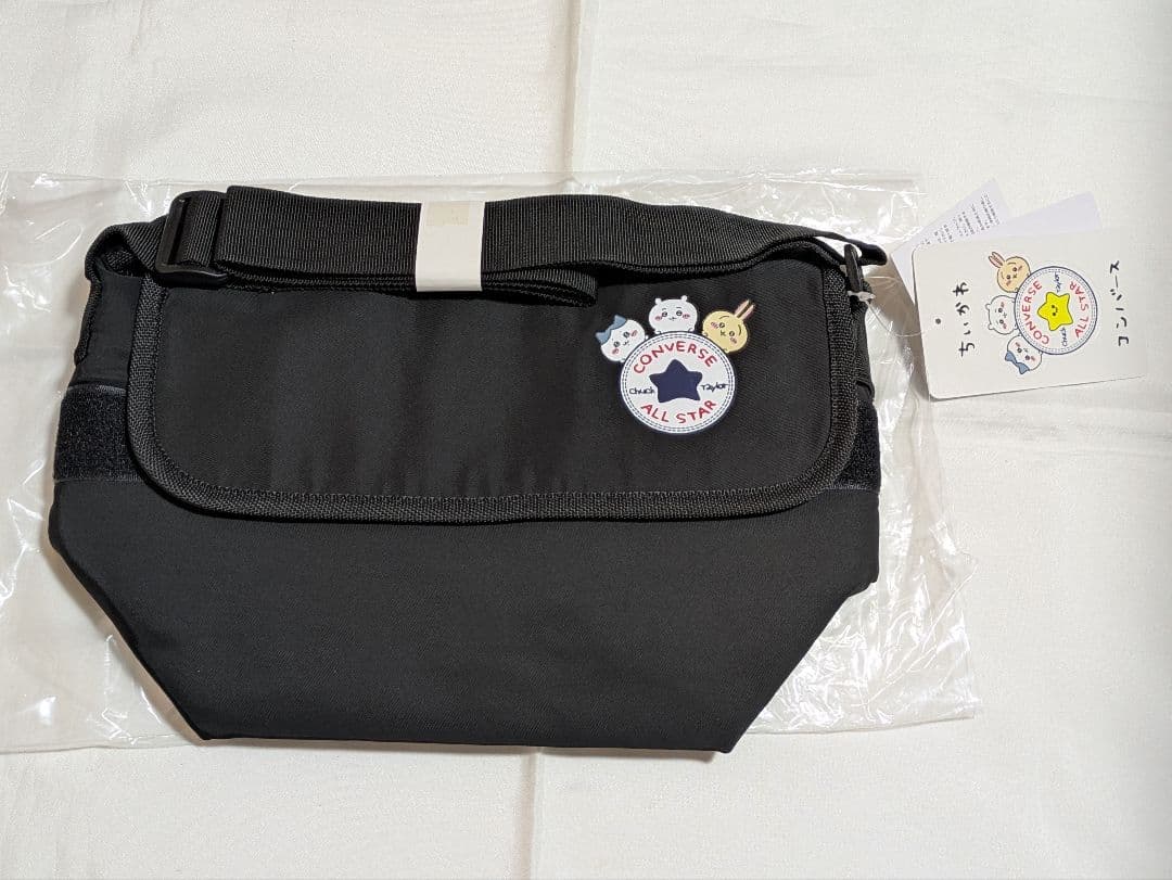 ちいかわ　コンバース　メッセンジャーバッグ　ブラック