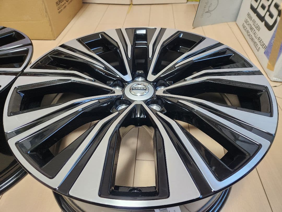 goodspeed　新古品2本 ボルボ V60 純正 18インチ