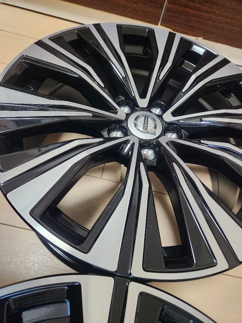goodspeed　新古品2本 ボルボ V60 純正 18インチ