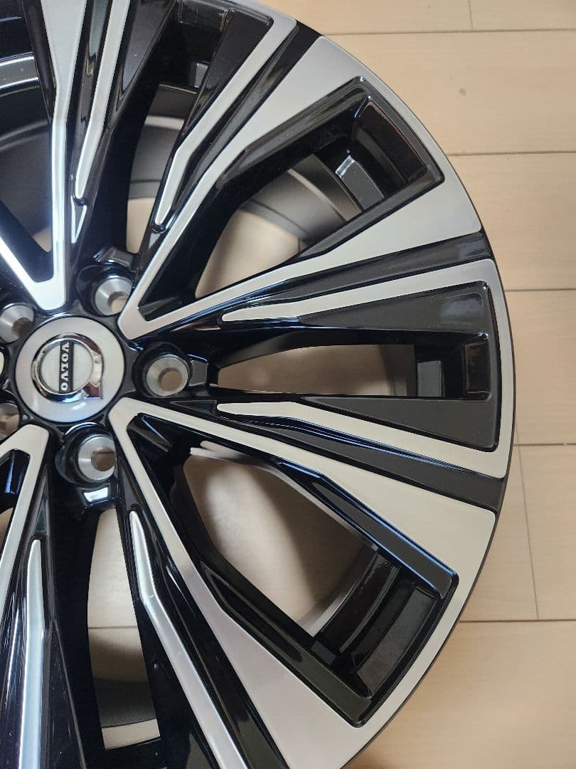 goodspeed　新古品2本 ボルボ V60 純正 18インチ