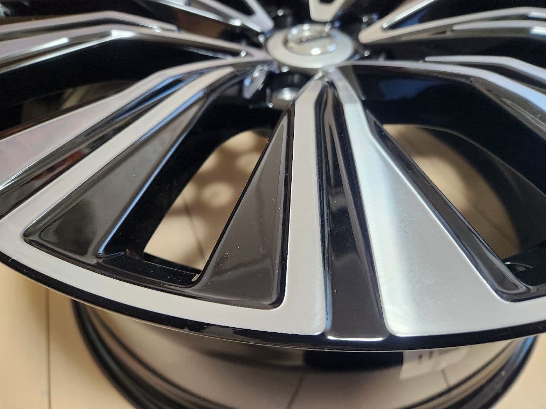 goodspeed　新古品2本 ボルボ V60 純正 18インチ