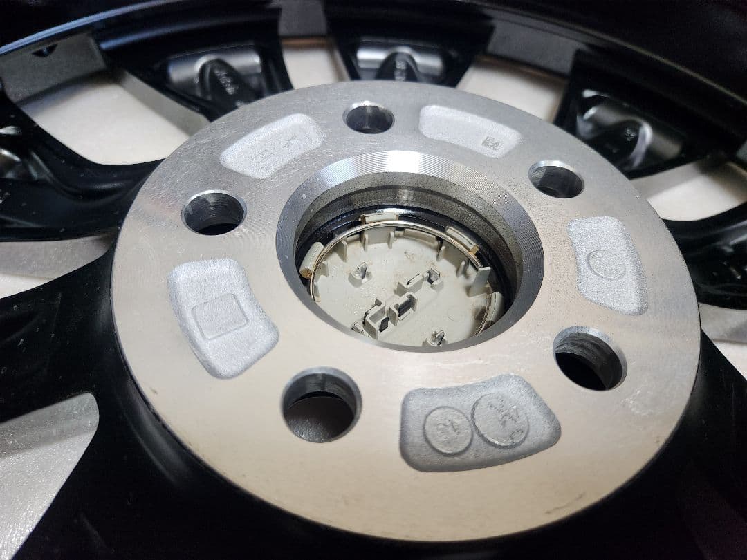 goodspeed　新古品2本 ボルボ V60 純正 18インチ