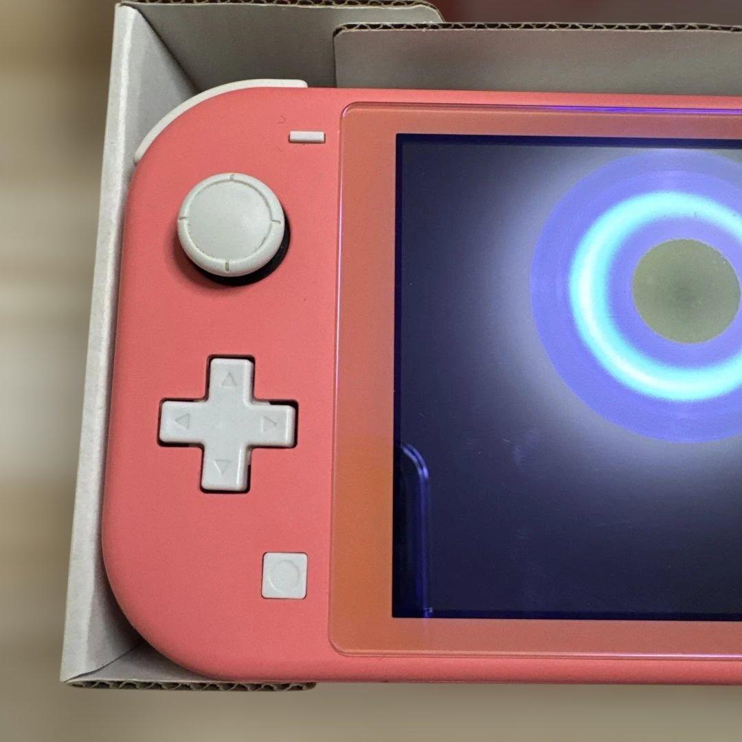 【美品】任天堂Switchライト コーラルピンク 本体