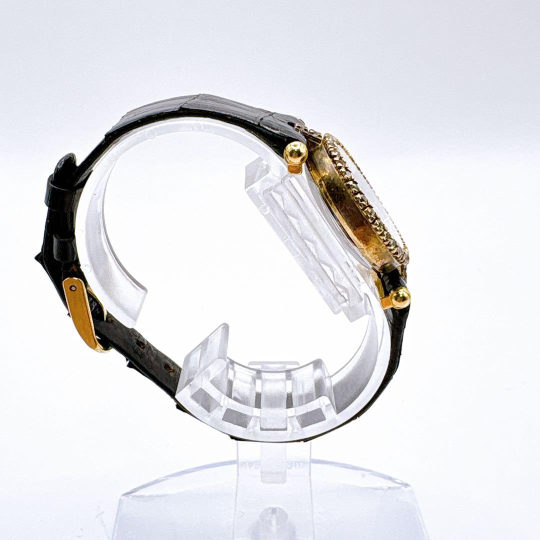 稼働品 WALTHAM ゴールド ブラック クォーツ レディース腕時計