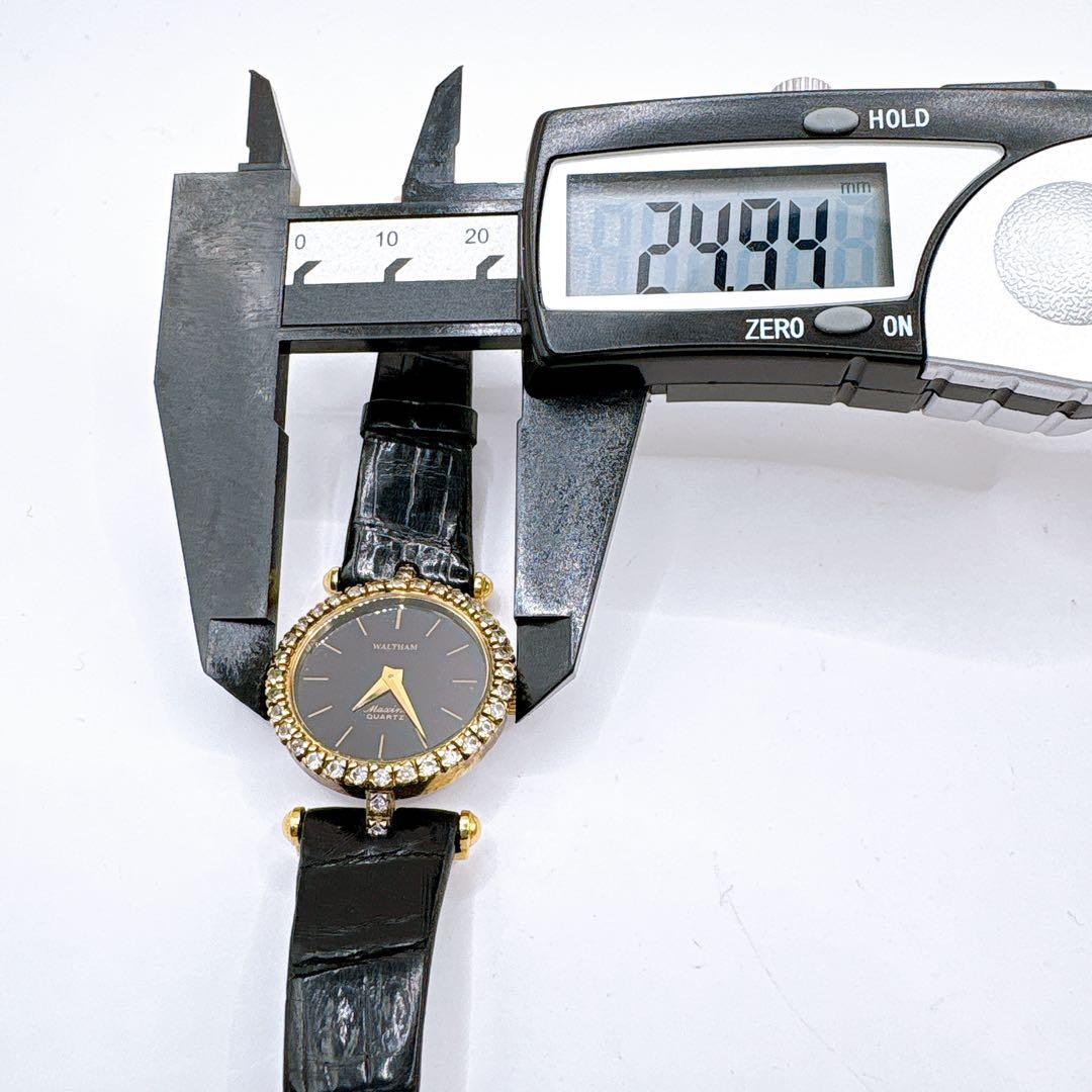 稼働品 WALTHAM ゴールド ブラック クォーツ レディース腕時計