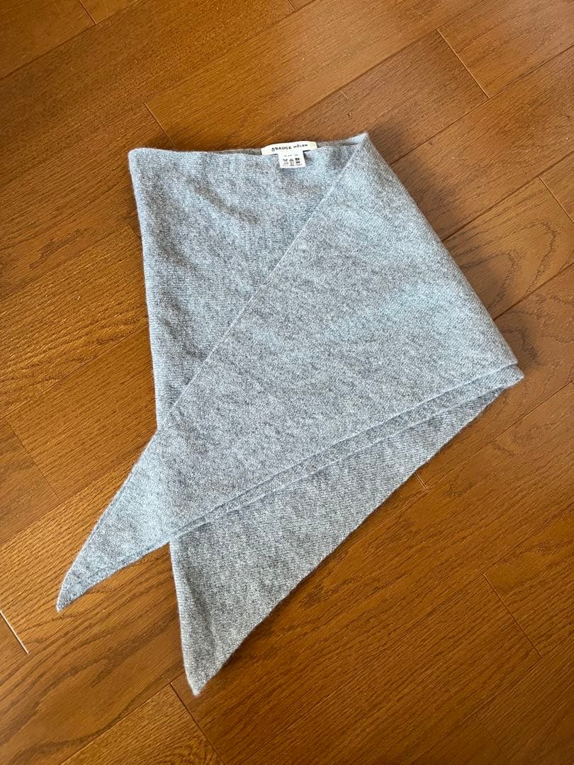 アソースメレ　トライアングルニット