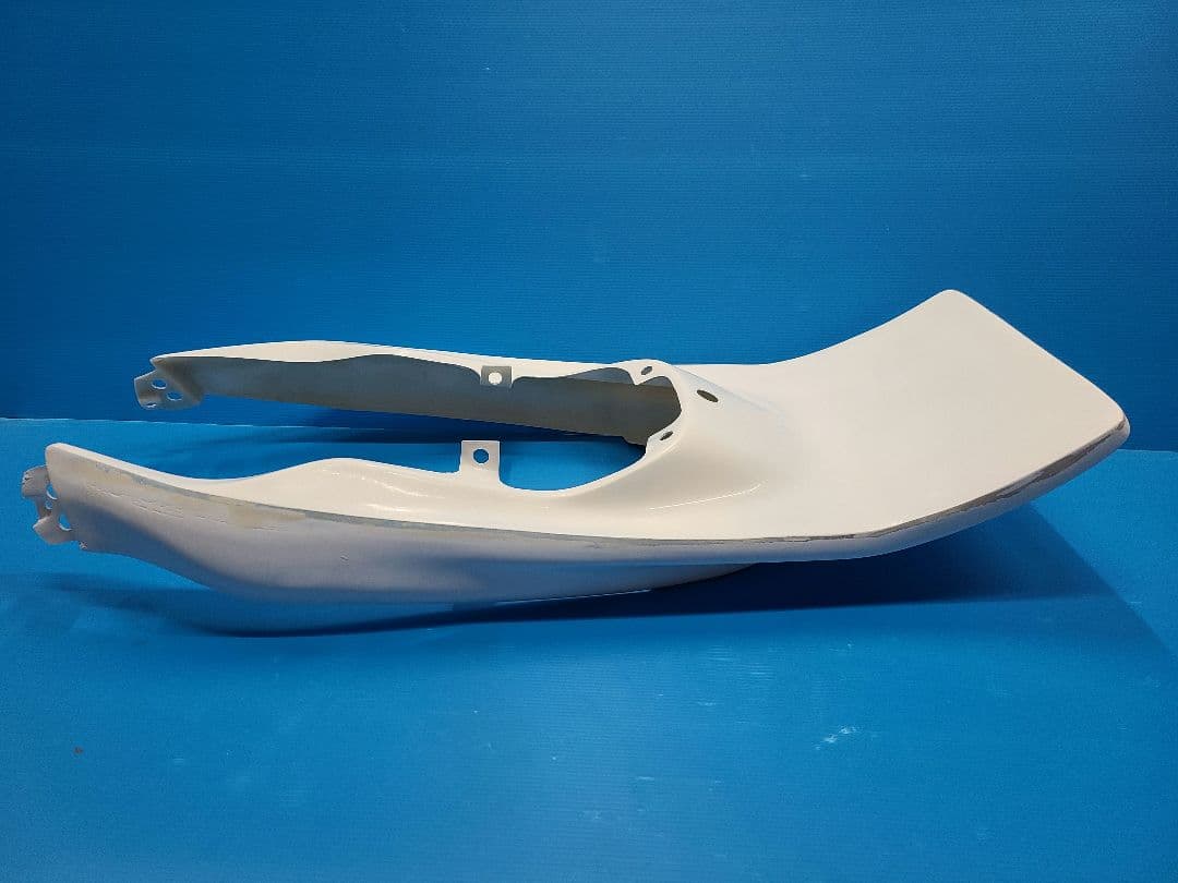 バリオス 1型 延長テールカウル BALIUS ZR250A バリオス1