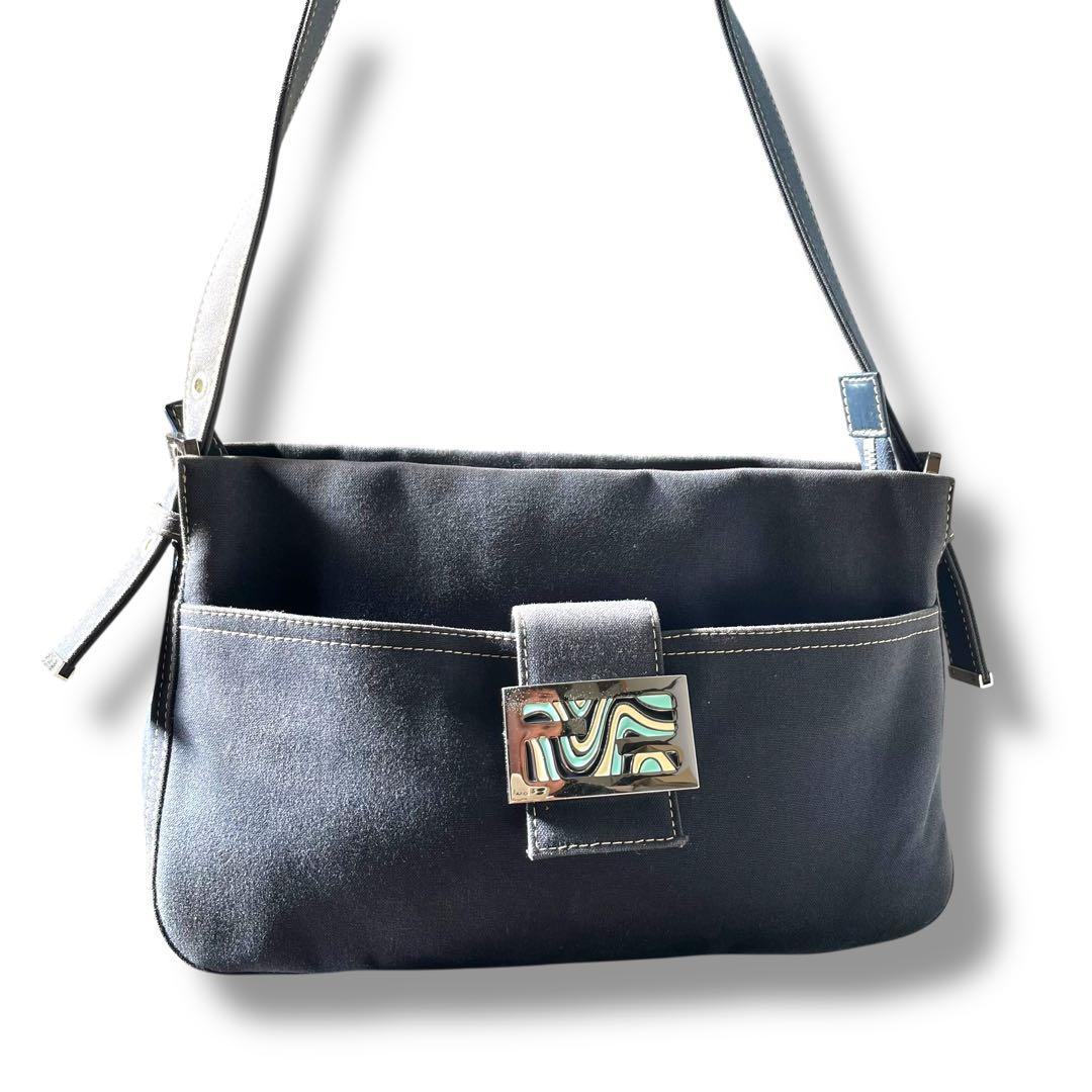 【希少】フェンディ マンマバケット マーブル金具 ワンショルダーバッグ