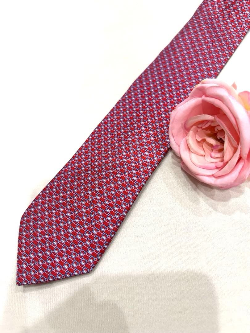 新品　未使用　美品　フェラガモ ネクタイ 2本セット