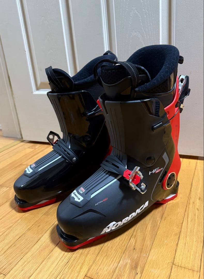 23-24 ノルディカ HF90RGW スキー靴 28-28.5cm