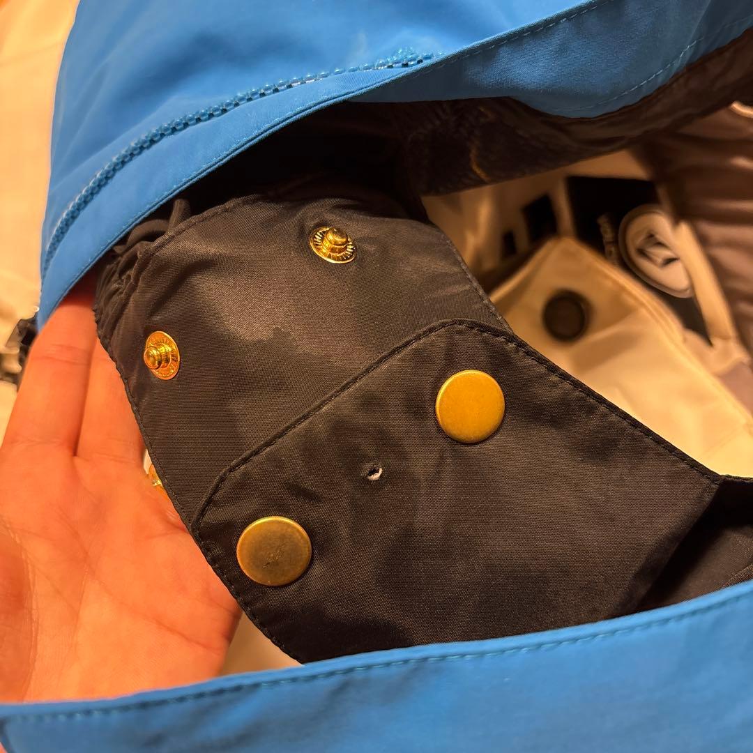 VOLCOM スノボウェア　アメリカサイズS 日本のＭサイズ相当　別売り不可