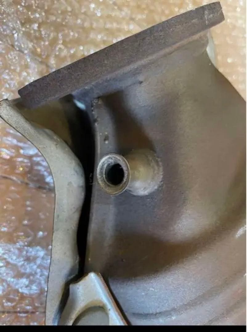 gz20ソアラ純正触媒