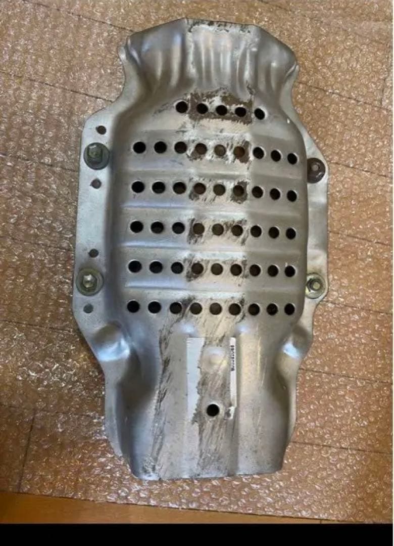 gz20ソアラ純正触媒